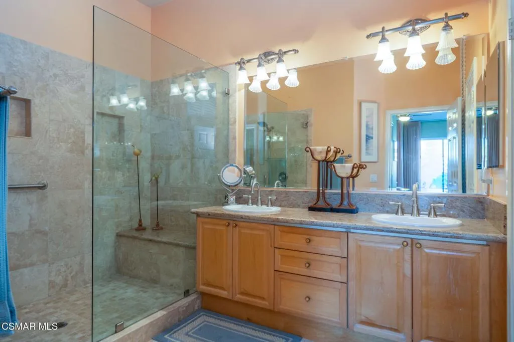 1126 Corte Riviera, Camarillo, California 93010 home-pic-18